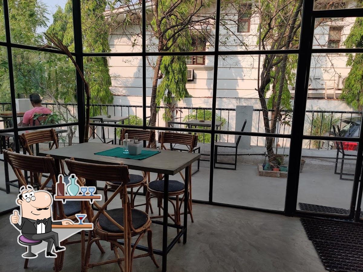 pet-friendly restaurants in Hyderabad